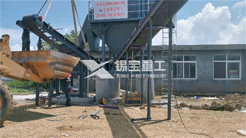 沥青料破碎筛分机2 沥青料破碎筛分机2