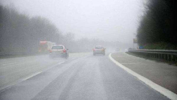 水对沥青路面的影响 水对沥青路面的影响